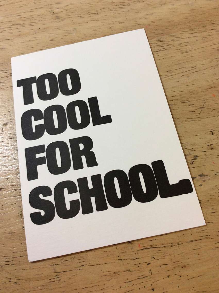 coole Karte eines jungen Mitstreiters in einem Letterpress-Workshop in unserer Druckerie Werkstatt Dietz