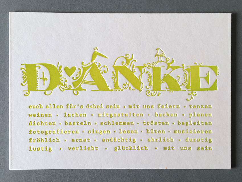 Dankeskarte zur Hochzeit.Hochzeitskarten aus der Druckerei Werkstatt Dietz München eine Dankeskarte mit einer aussergewöhnlichen Typografie aus der Münchener Druckerei Werkstatt Dietz