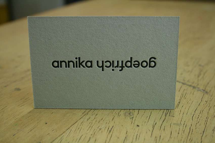 Pfiffige Visitenkarte gedruckt über den Dächern von Müchen im Letterpress-Workshop der Werkstatt Dietz