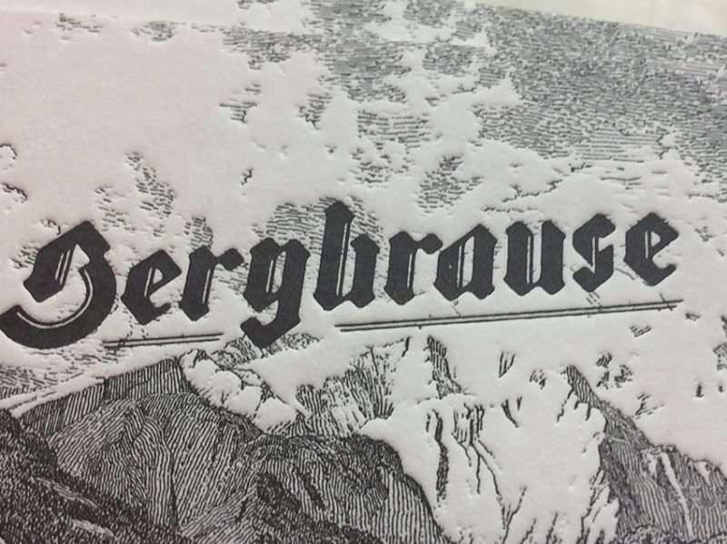 Visitenkarte "Bergbrause", Letterpress geht tief ins Material. Druckerei Werkstatt Dietz über den Dächern von München