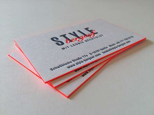 Visitenkarte im zweifarbigen Letterpress mit Farbschnitt. Druckerei Werkstatt Dietz über den Dächern von München